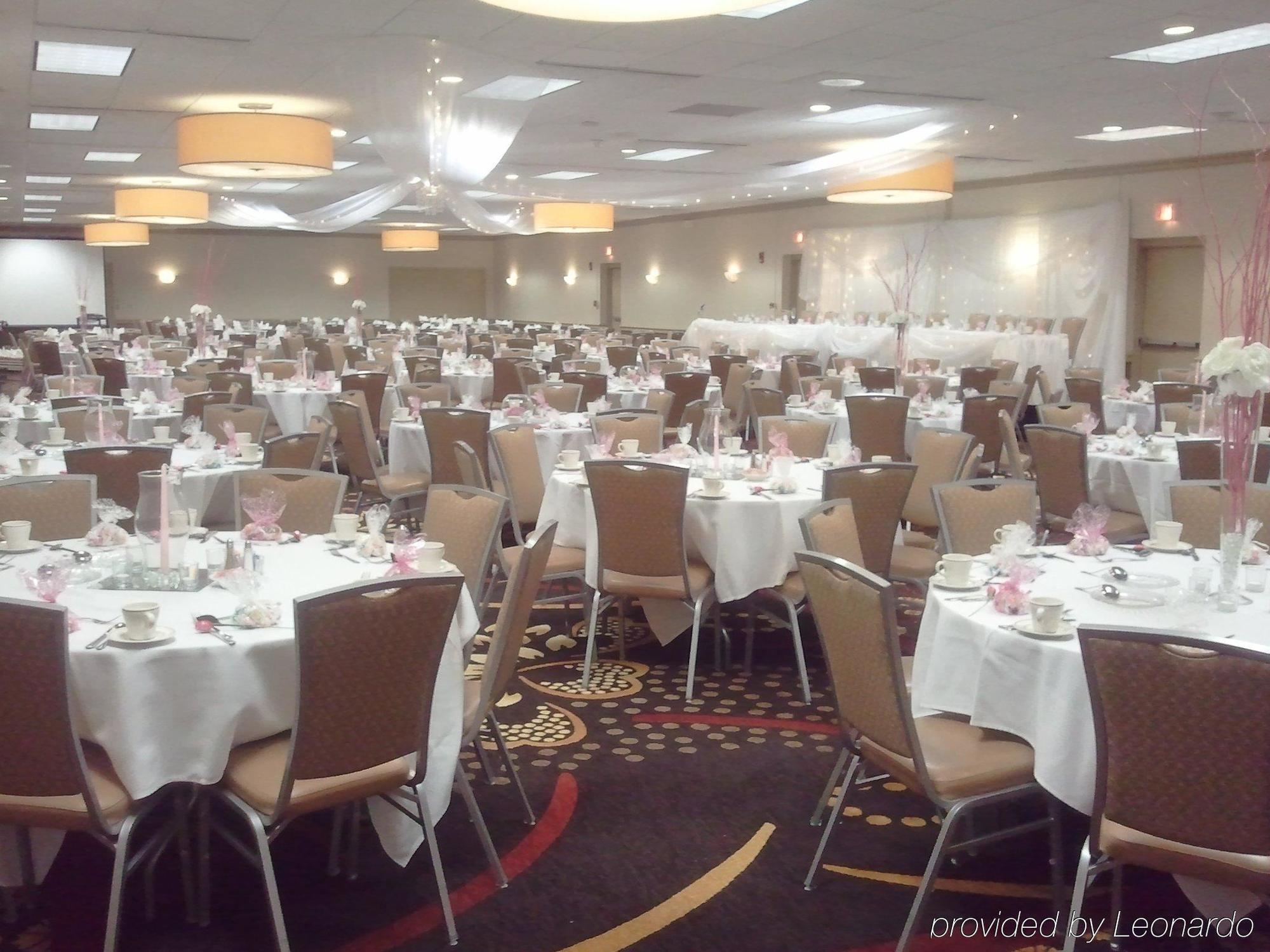 Doubletree By Hilton Neenah Exterior foto