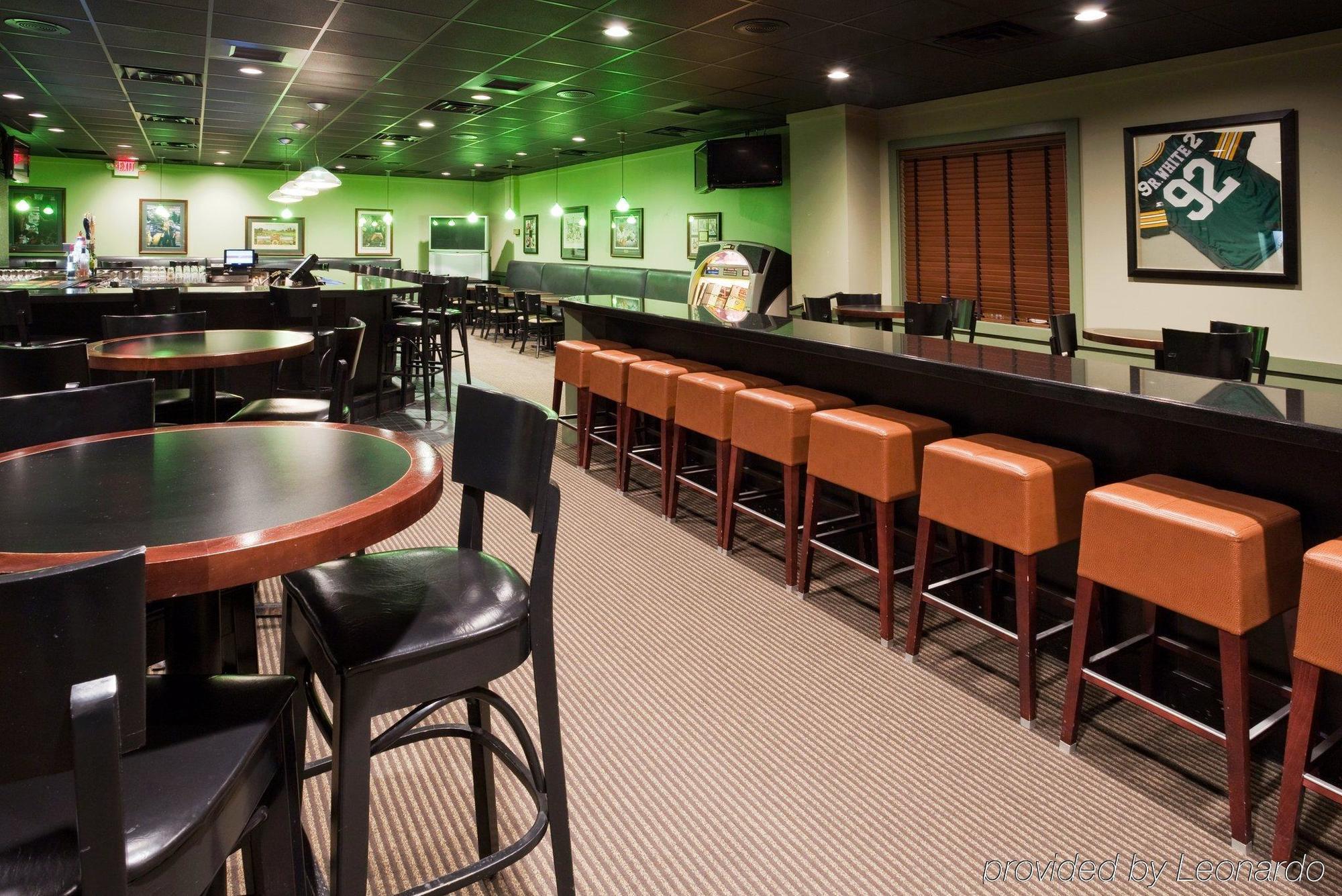 Doubletree By Hilton Neenah Exterior foto