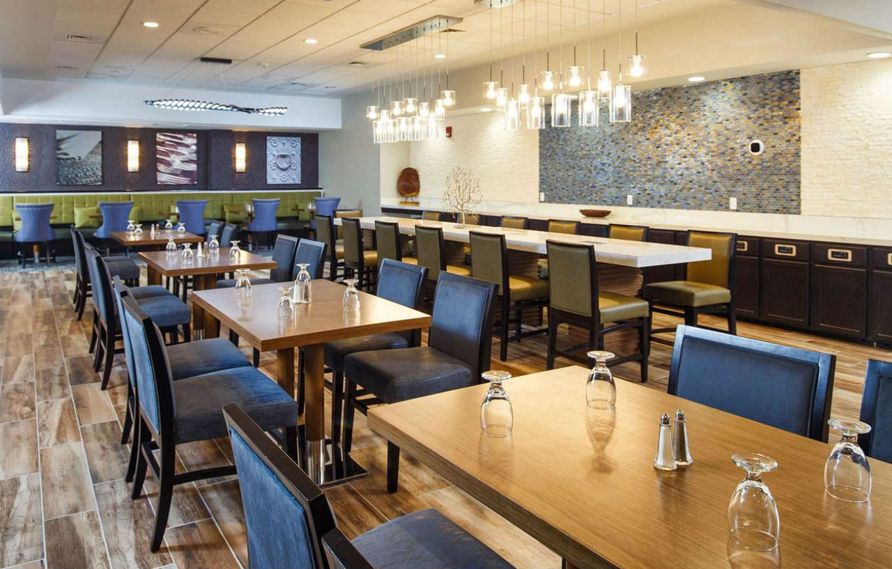 Doubletree By Hilton Neenah Exterior foto